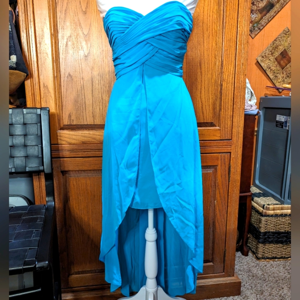 David's Bridal 4 aqua ruched sweetheart bodice strapless high low‎ formal gown
